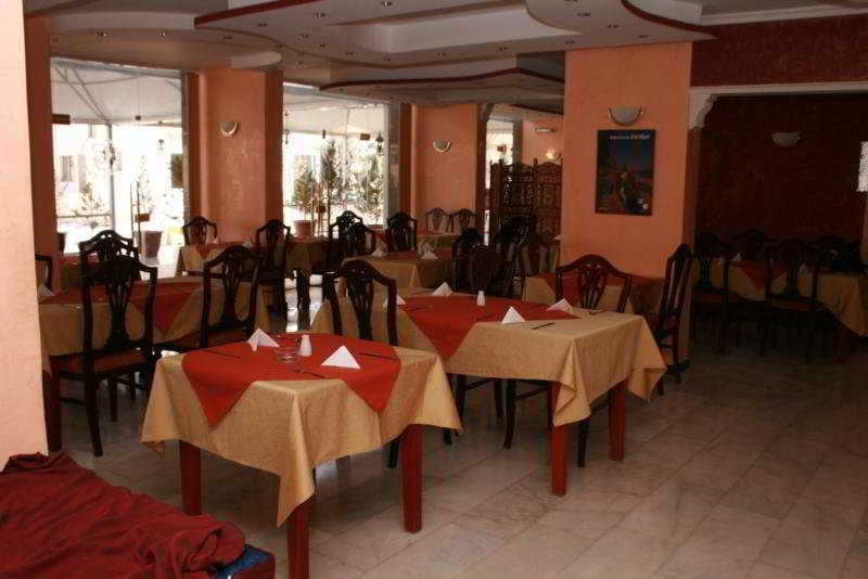 Gardens Hotel Amman Buitenkant foto